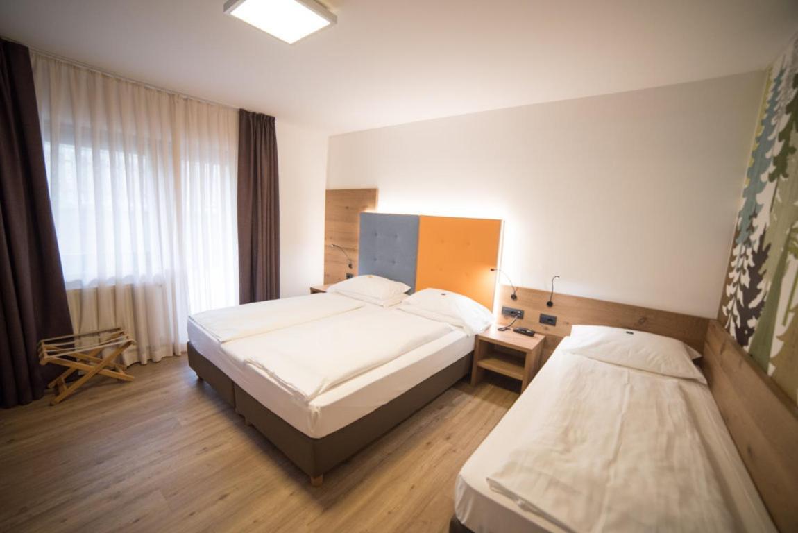 Olimpionico Hotel كاستيلو-مولينا دي فيم المظهر الخارجي الصورة